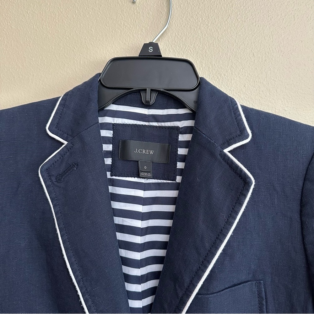J. Crew Linen Rhodes Blazer in Navy with White Piping and Nautical Buttons - Picture 5 of 16